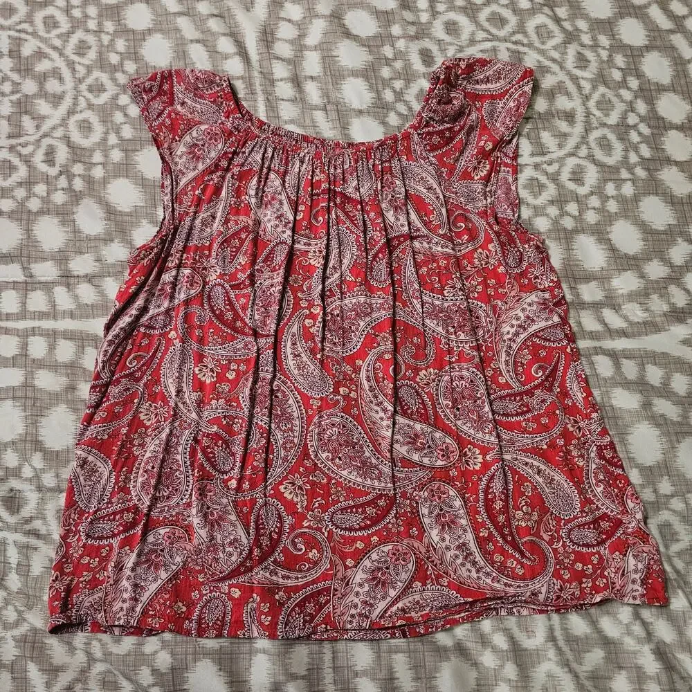Old Navy Girls Size XXL (Size 16) Red White Paisley Print Flutter Sleeve Top